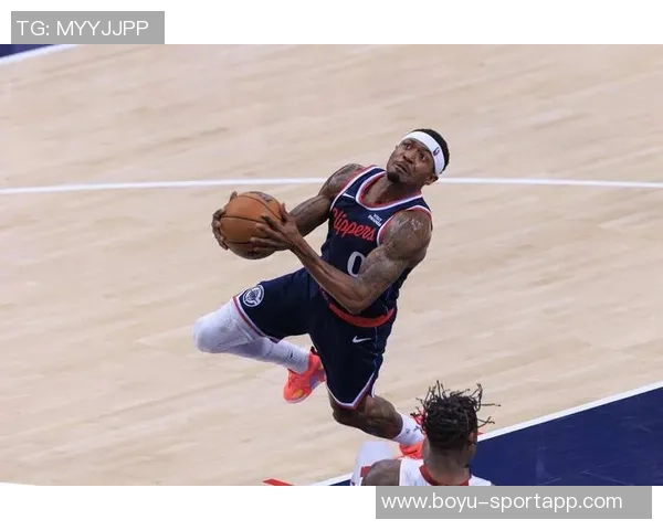 快船决策背后真相：续约难题迫使球队放弃鲍威尔而非为比尔牺牲他